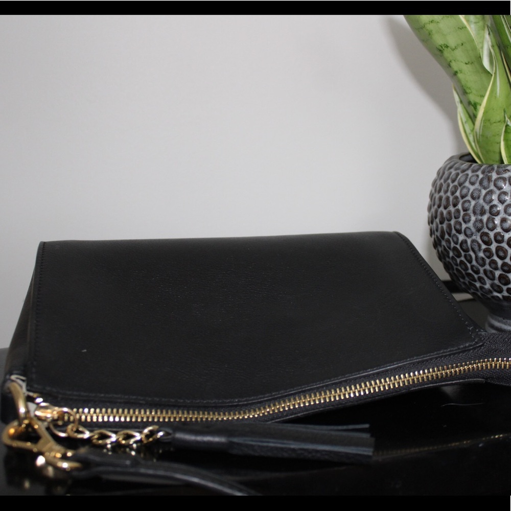 Valentino- leather crossbody - Picture 6 of 8